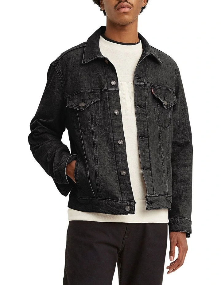 Levi's Vintage Fit Trucker Jacket In Black 3 Levi's Vintage Fit Trucker Jacket In Black