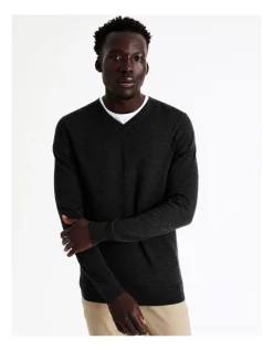 Blaq Australian Merino V-Neck Knit In Charcoal