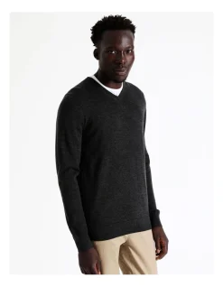 Blaq Australian Merino V-Neck Knit In Charcoal 15 Blaq Australian Merino V-Neck Knit In Charcoal -Coats Sales Store 880380730 7 1 720x928