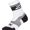 2XU Vectr Cushion Crew Socks In White/Black