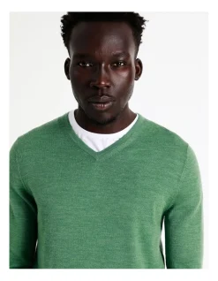 Blaq Australian Merino V-Neck Knit In Green -Coats Sales Store 956607850 7 720x928