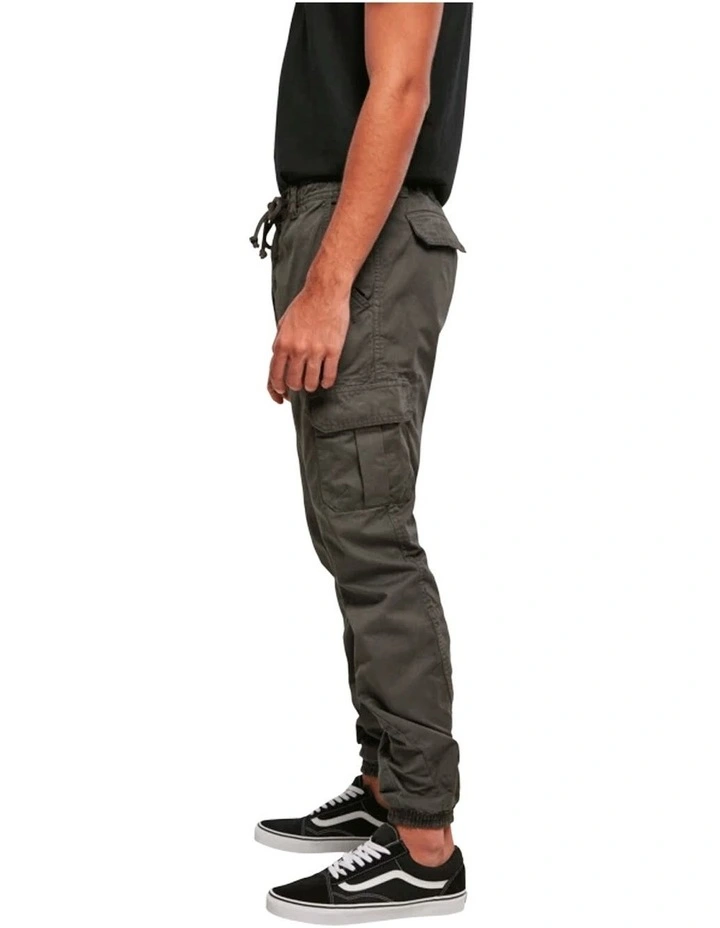 URBAN CLASSICS Cuffed Cargo Jogging Pants In Magnet 5 URBAN CLASSICS Cuffed Cargo Jogging Pants In Magnet - Image 3