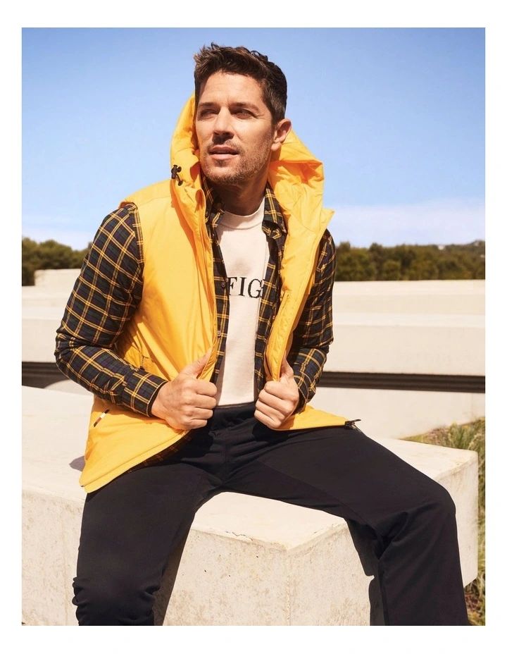 Tommy Hilfiger Flag Cuff Crew Neck Knit In White 4 Tommy Hilfiger Flag Cuff Crew Neck Knit In White - Image 2